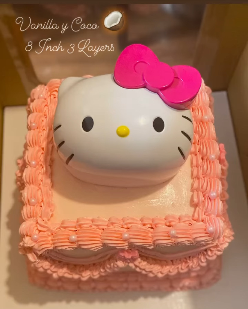 8x2 layers Square Cake 20-25 Servings 