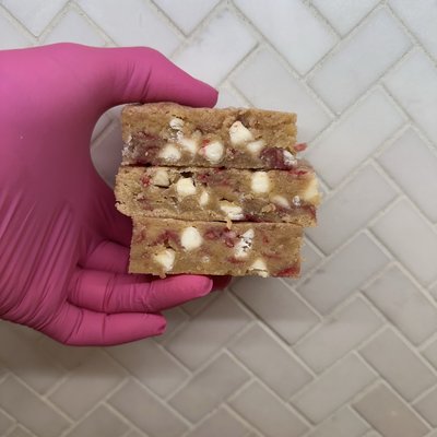 Raspberry Blondies 