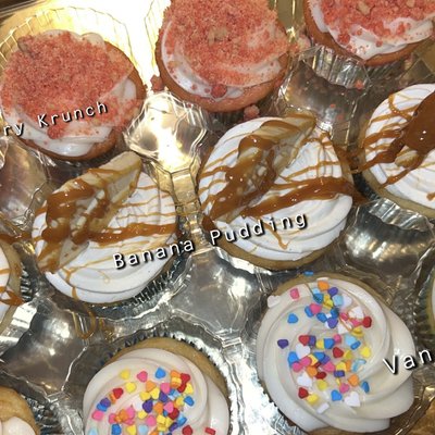 Dozen Speciality Kupkakes 