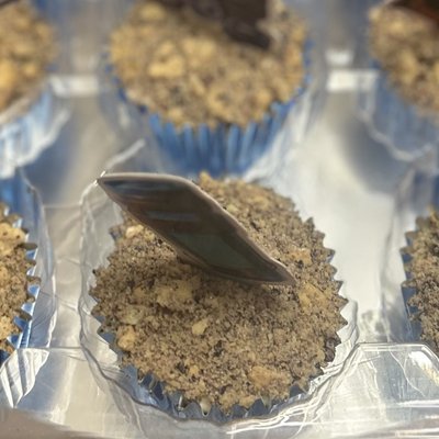 Blueberry Crunch Cupcakes 