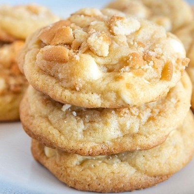 Jumbo Gourmet Banana Pudding Cookies