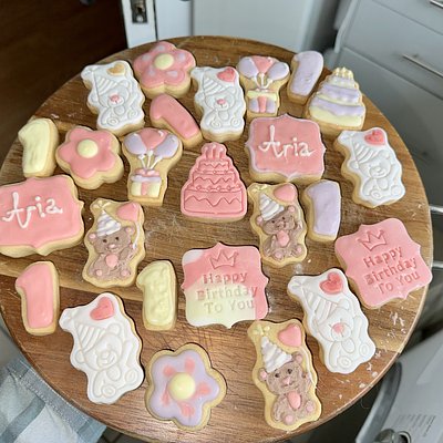 Small Royal Icing Shortbread