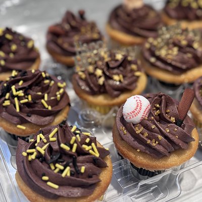 Customize Your Own Cupcake