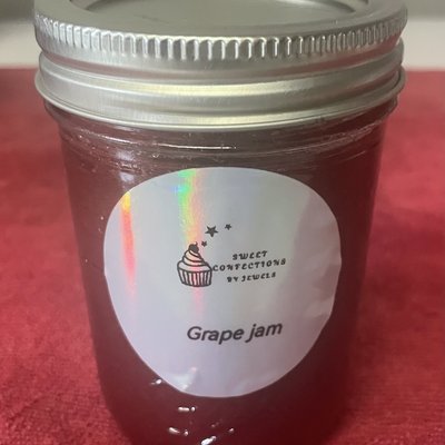 8 oz Grape Jam 