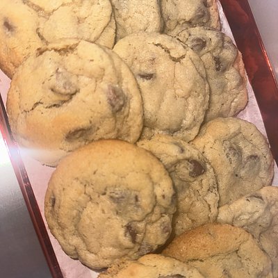 1 Dozen Chocolate Chip Cookies