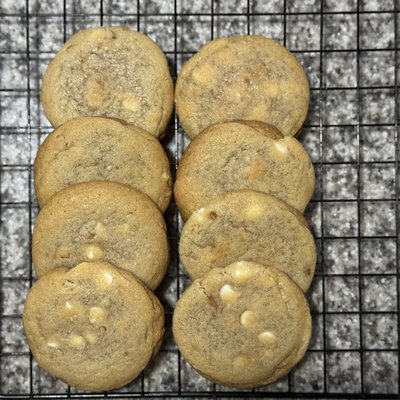 Macadamia Nut Cookies