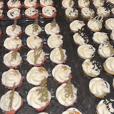 Basic Cupcakes (Dozen)