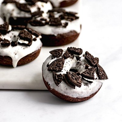 Chocolate Oreo Donuts (6)