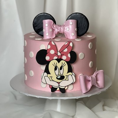 Pink/Red Minnie Bow Cake 