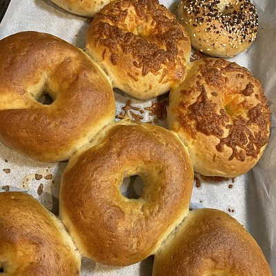 Classic Bagels 