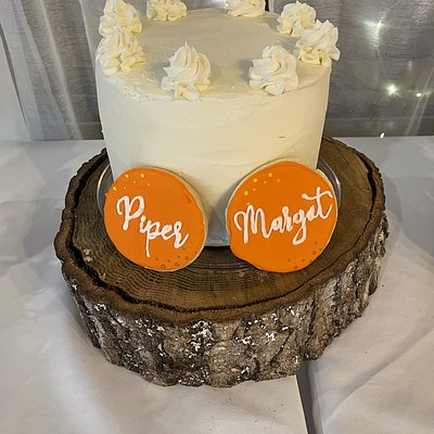 Round 8 Inch Four Layer Cake