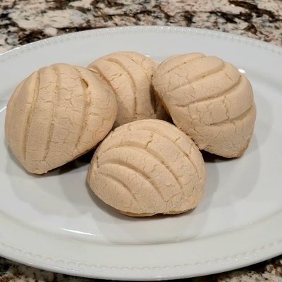 Vanilla Concha - Half Dozen