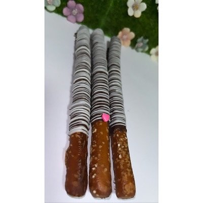 Chocolate Covered Drizzle Pretzel Rods