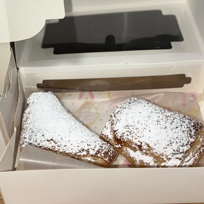 Raspberry Turnovers 