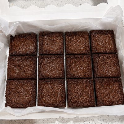 Large- Brownie Box (12 or 6)