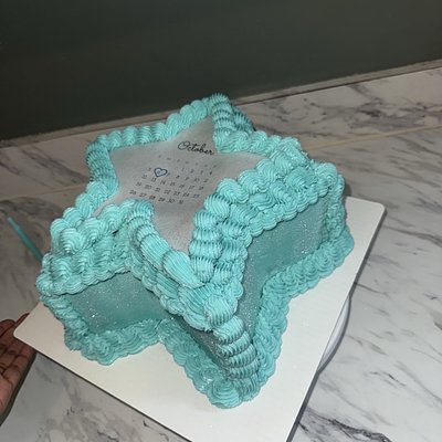 Star-Shaped Cake 
