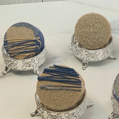 Plain Chocolate Dipped Oreo (1dz)