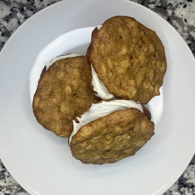 Oatmeal Cream Pies