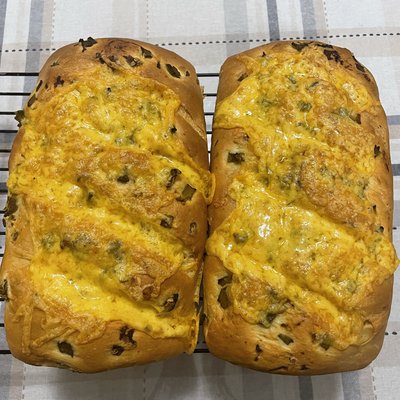 Green Chile Cheese Loaf