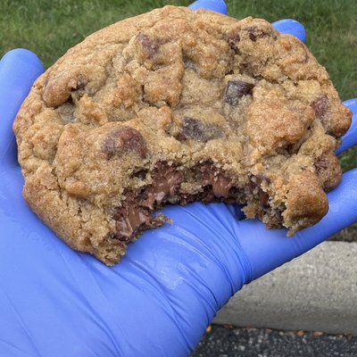Drop Cookies (think Chocolate Chip, Peanut Butter, etc) Standard Size 