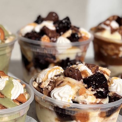 🍫 Brownie Twix Banana Pudding  Small 