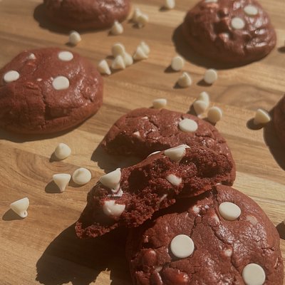 Red Velvet + White Chip