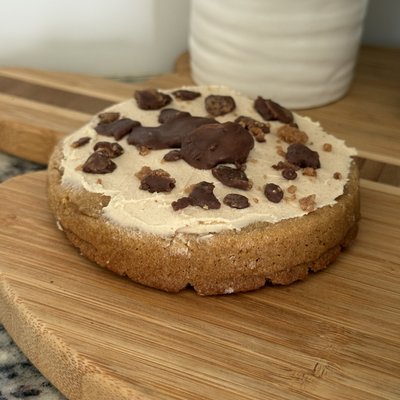 Peanut Butter Bakery Style Cookie 4ct.