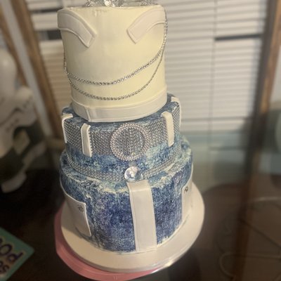 Customize Tiered Cake
