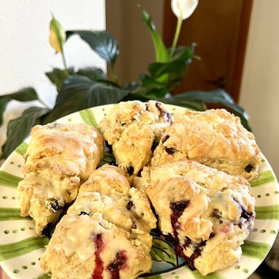 Lemon Blueberry Sourdough Scones (5-Pack) 柠檬蓝莓酸种司康