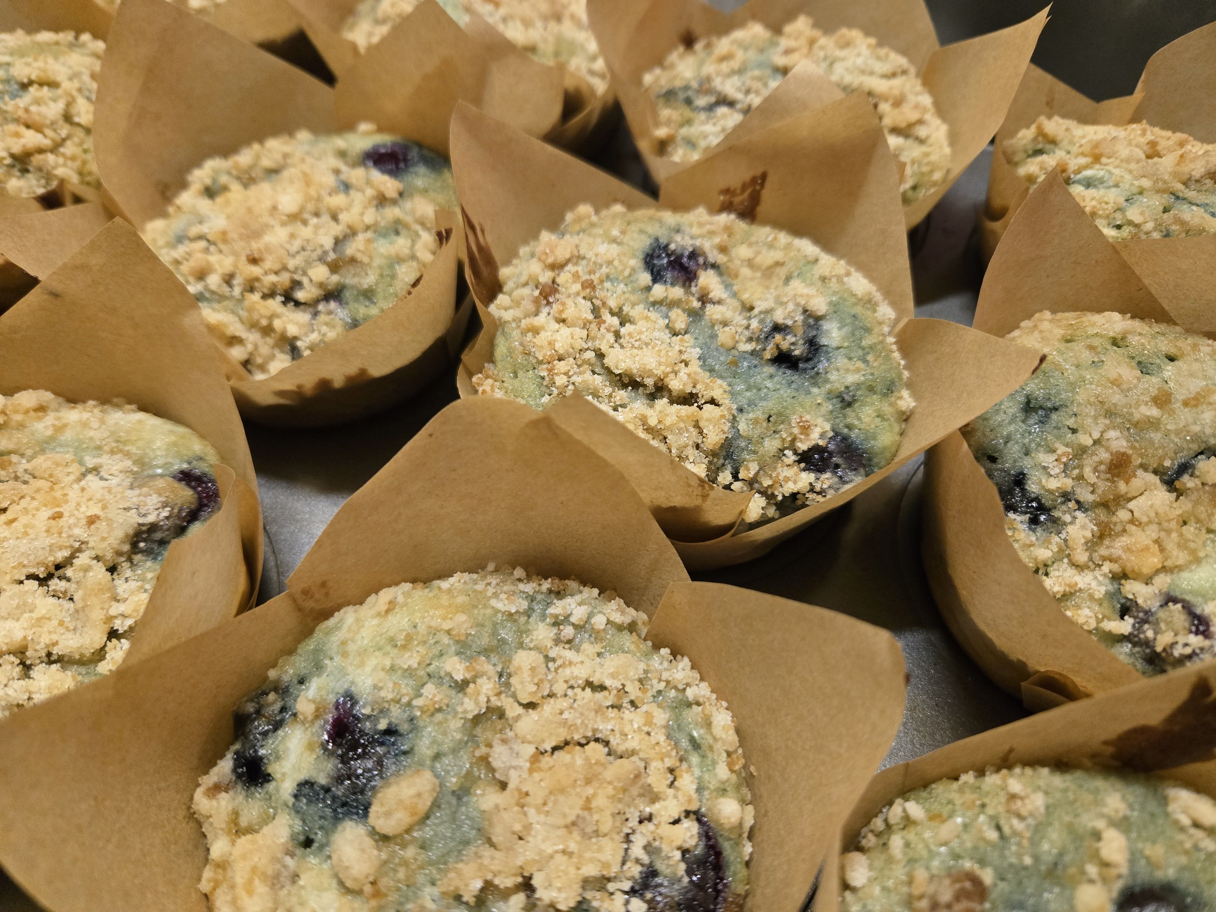 Blueberry Cheesecake Muffins w/Streusel Topping