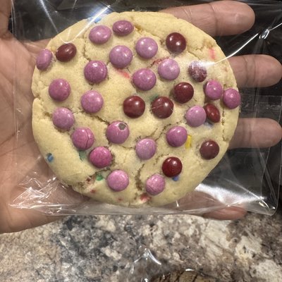 Signature M&M Cookies