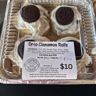 Oreo Cinnamon Rolls