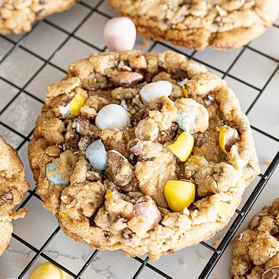 Cadbury Egg Cookies 