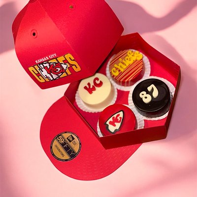 SnapBack Treat Hat 