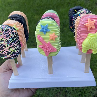 Cakesicles