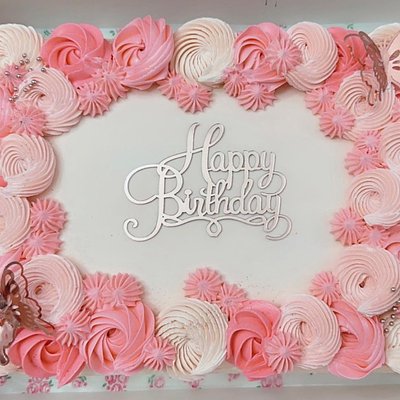 Quarter Sheet Cake 
