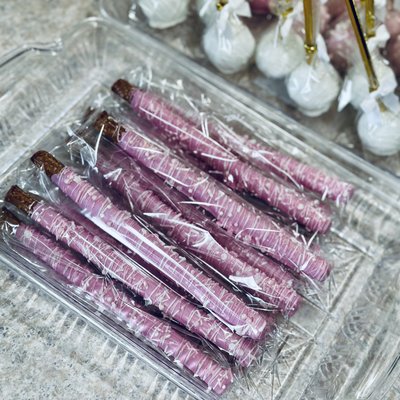 Chocolate Covered Pretzels 