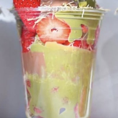 14oz Dubai Strawberry Cup