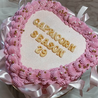 XL Heart Cake 