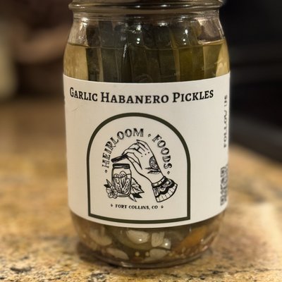Garlic Habanero Pickle Chips | Heirloom Foods