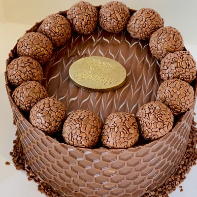 6” Brazilian honey bread cake - Milk chocolate brigadeiro