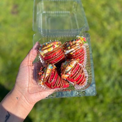 Stuffed Berries (Small 4)