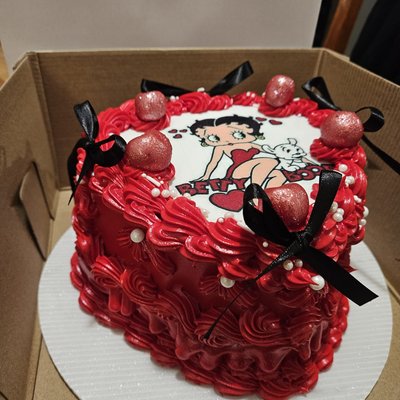 12in Heart Cake With Image