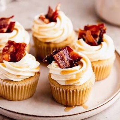 Maple Bacon Cupcakes 