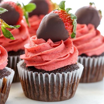 Chocolate Cupcakes with Strawberry icing