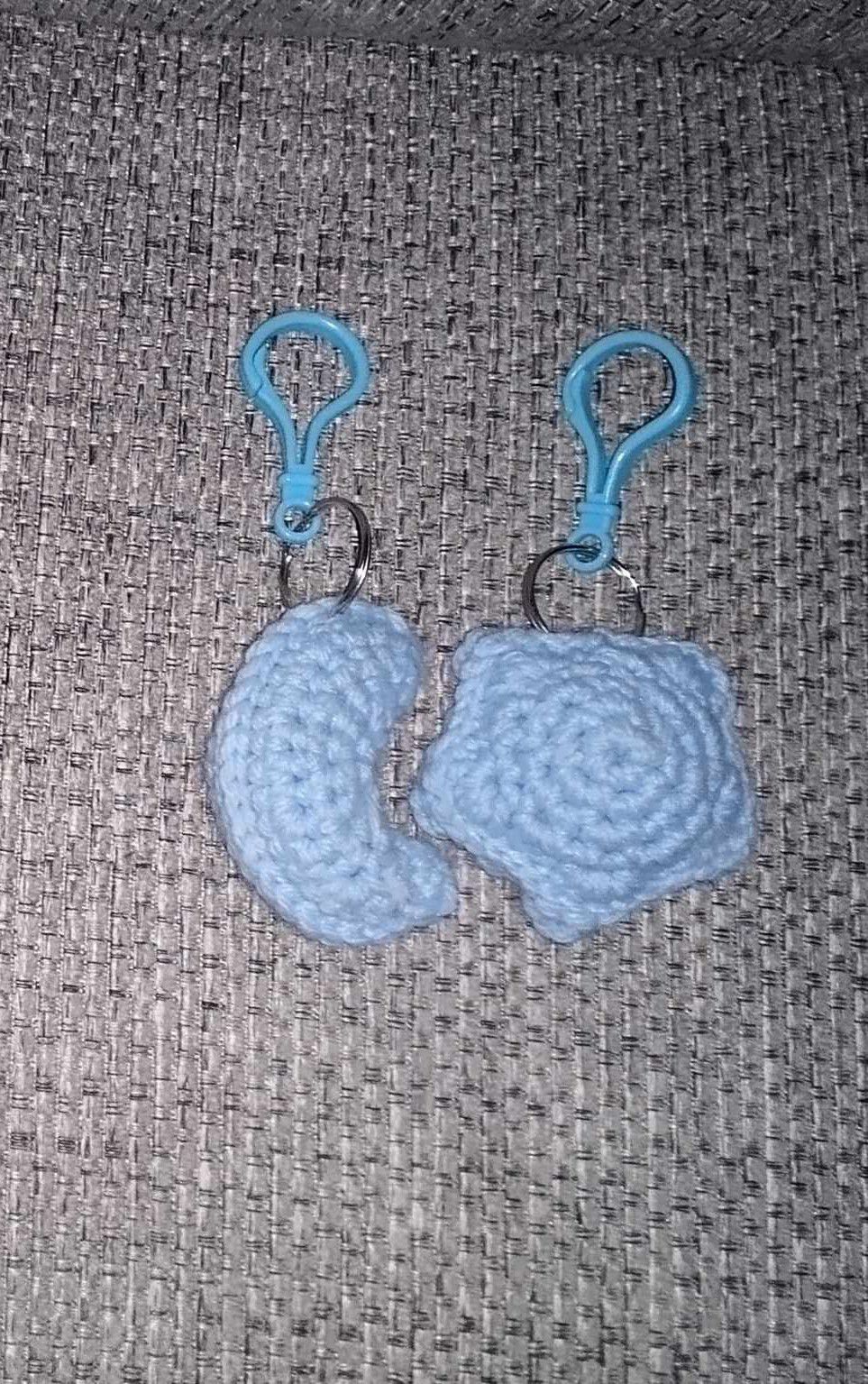 Crochet keychain (Blue)