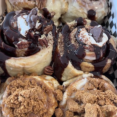 Turtle Cinnamon Sampler   (6 Rolls) 