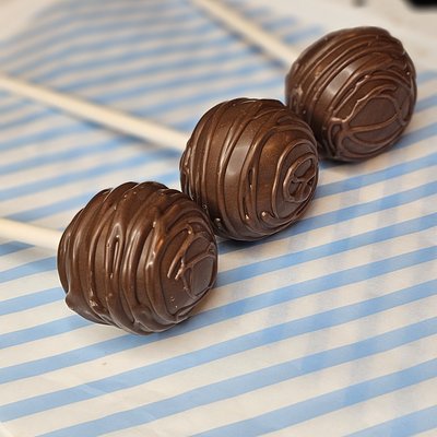 Chocolate Cake Pops (6)