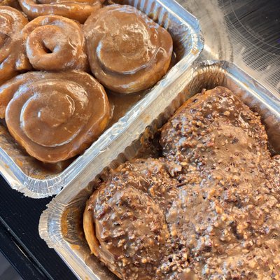 1ct. Sourdough Caramel Pecan Roll