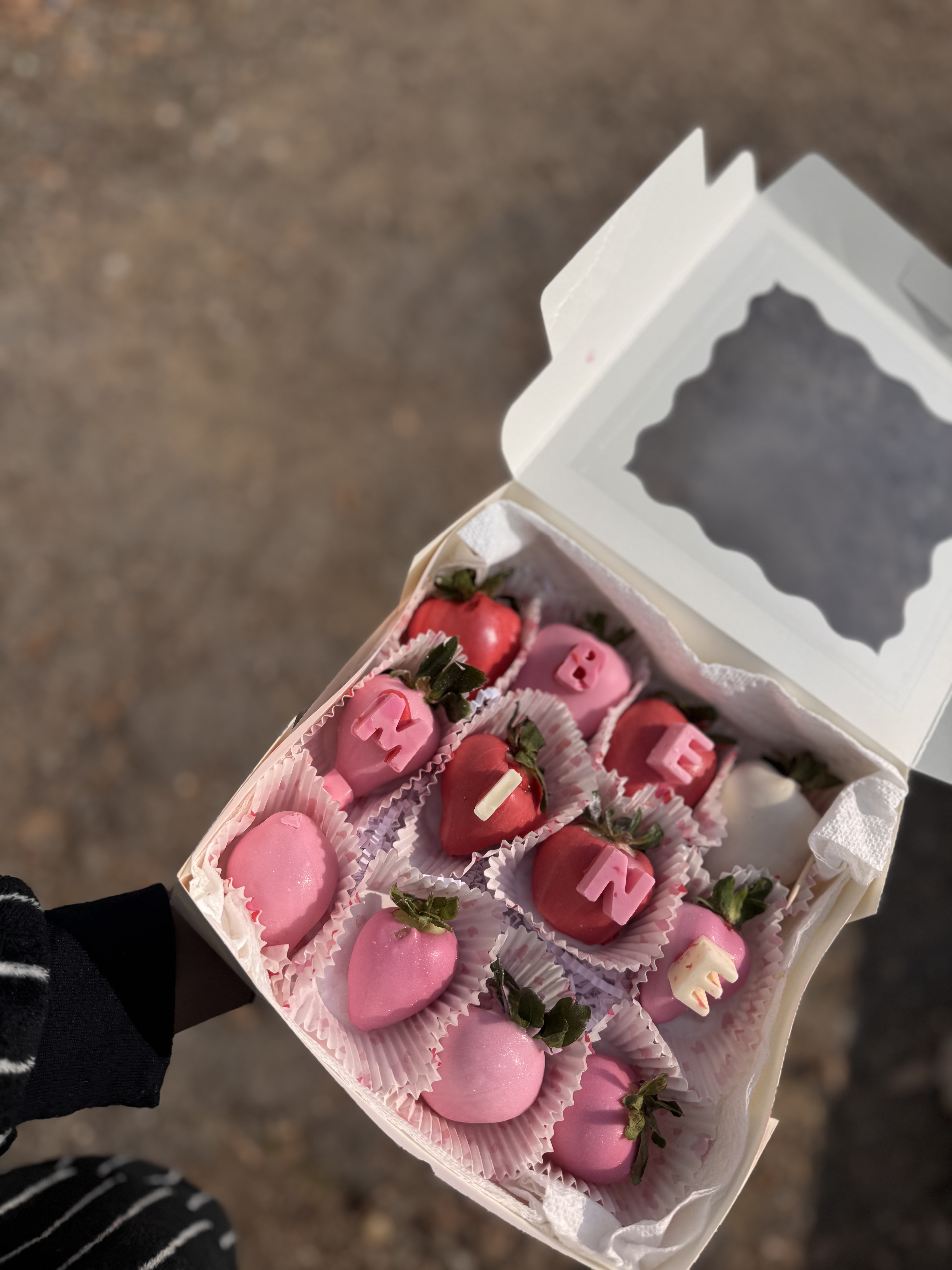 Dozen Strawberries 